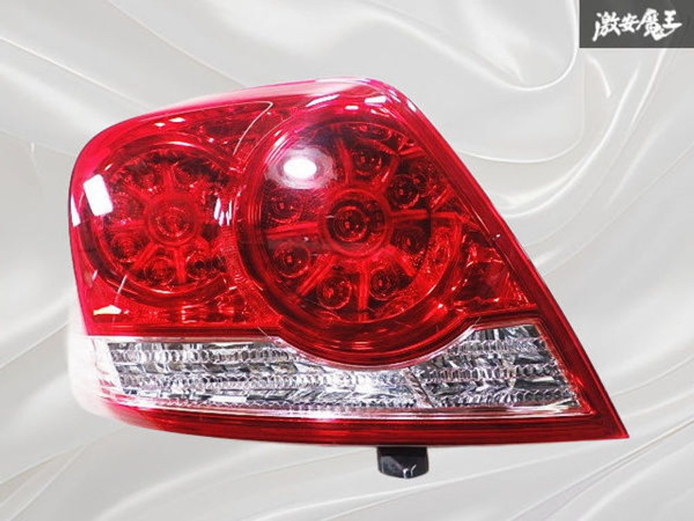 стоп левый Toyota Allion NZT260 ZRT265 2012