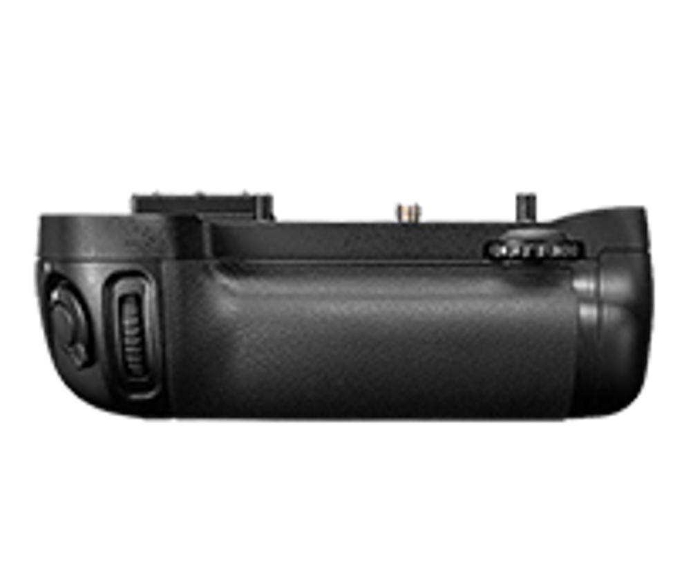 Универсальный батарейный блок Nikon MB-D15 для D7100 и D7200