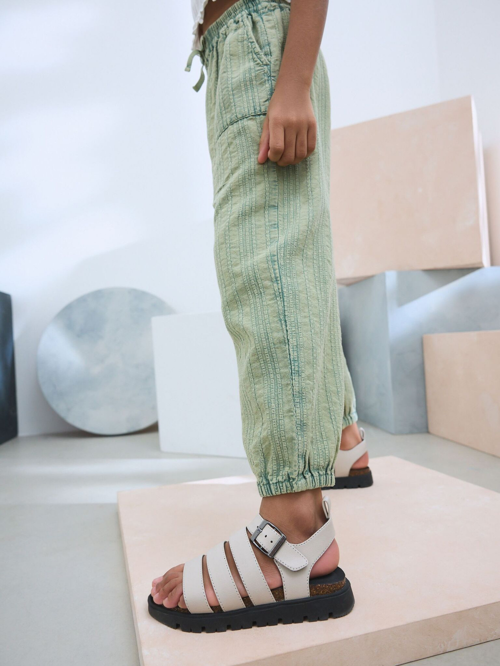 Брюки для девочки Next AB1-538, Хаки