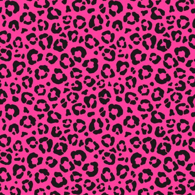 Леопард на розовом фоне