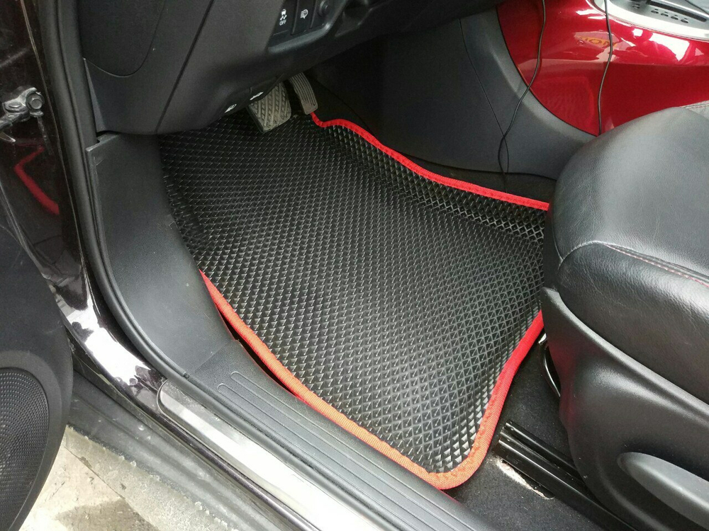 Автоковрики для Nissan Juke (2010-2019)