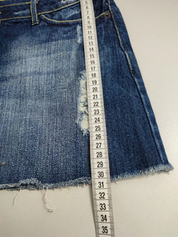 Юбка джинсовая с потертостями 46  размер