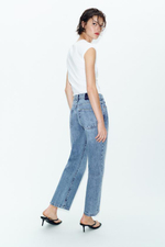 Z1975 УКОРОЧЕННЫЕ ДЖИНСЫ С СРЕДНЕЙ ЛИНИЕЙ ТАЛИИ - ZARA