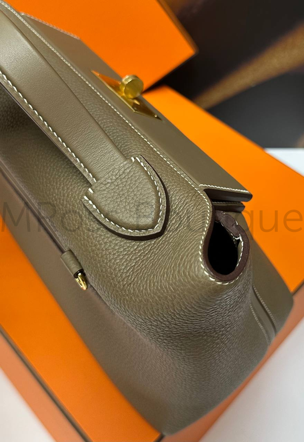 Женская сумка Hermes светло-коричневого цвета