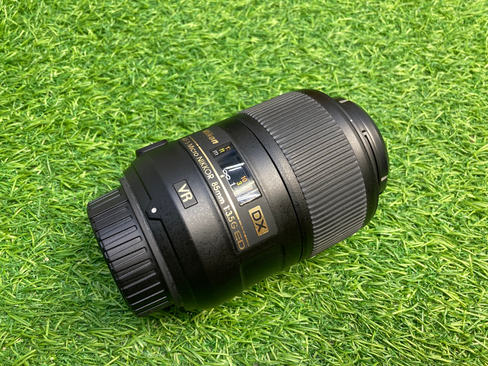 Nikon 85mm 3.5G ED VR DX AF-S Micro-Nikkor