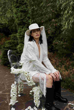 Жакет из кружева