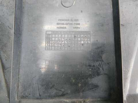 Пластик внутренний Honda 80106-GFHK-7500 032013