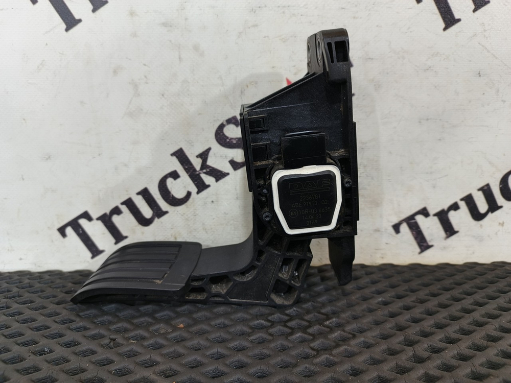 Педаль газа электронная 2023г