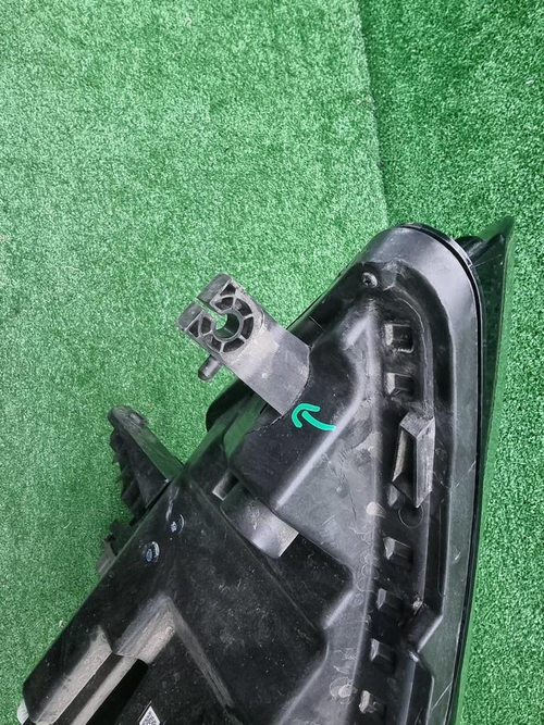 Фара правая Faw Bestune T55 (2021-н.в.) LED