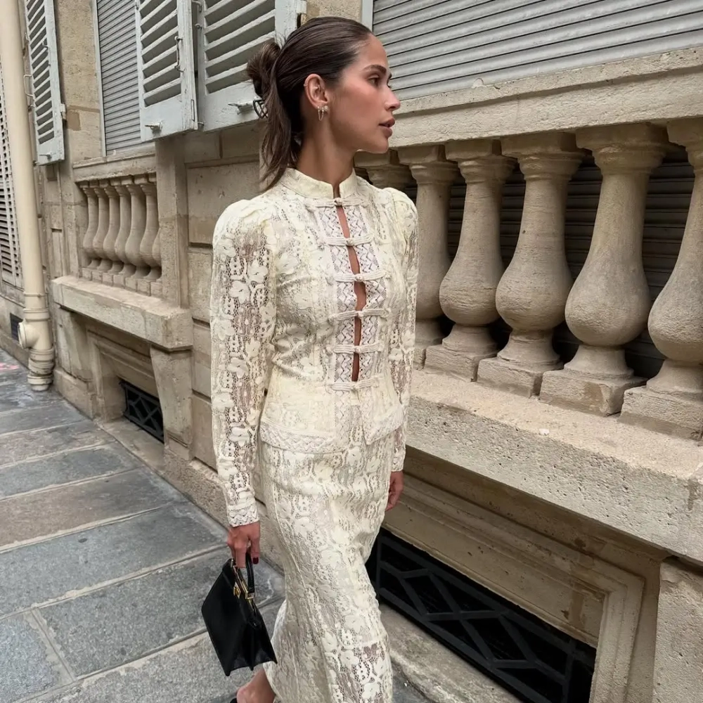 Жакет из кружева молочный