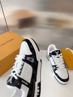 Louis Vuitton Trainer Sneaker