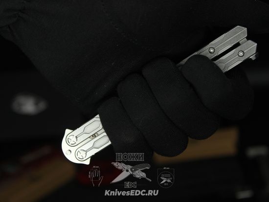 Складной нож бабочка REPTILIAN "Плазма-01" c клинком из стали D2, рукоять титан