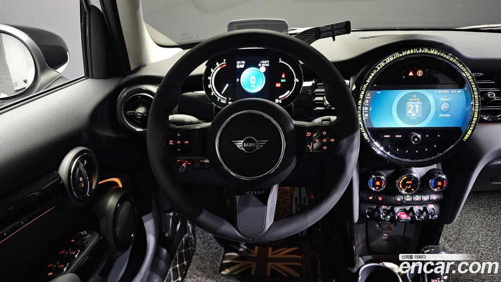 Mini Cooper 5 даерей Classic (05.2023)