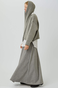 Шарф с капюшоном серого цвета