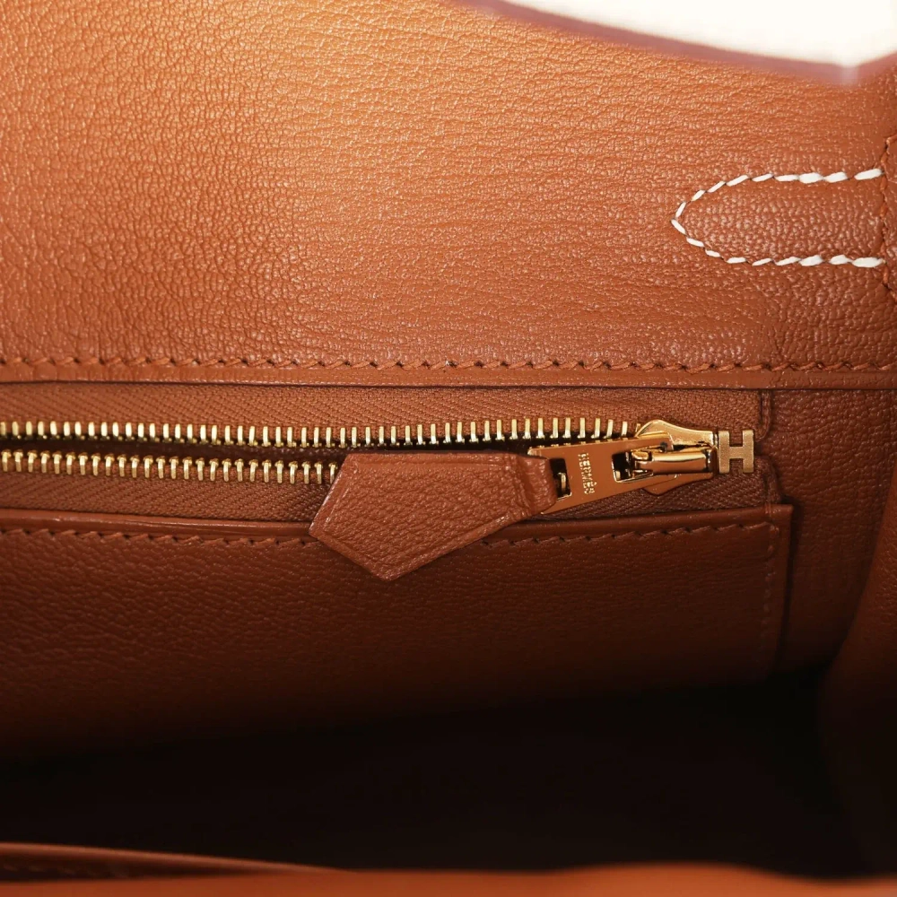 Сумка из коллекции U с матовой золотой фурнитурой Hermès Special Order Birkin