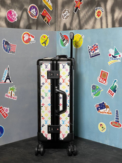 Чемодан Louis Vuitton