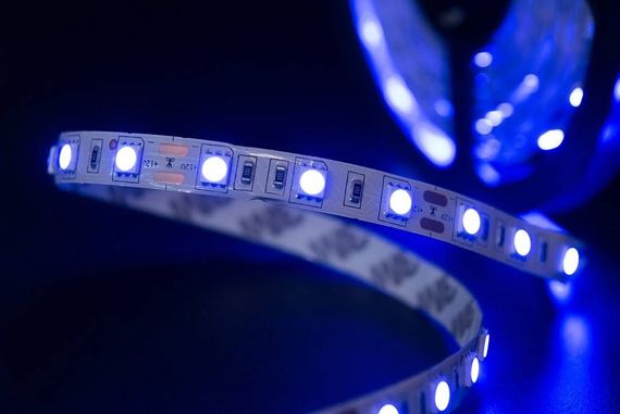 Светодиодная лента SWG 14,4W/m 60LED/m 5050SMD синий 5M 002337