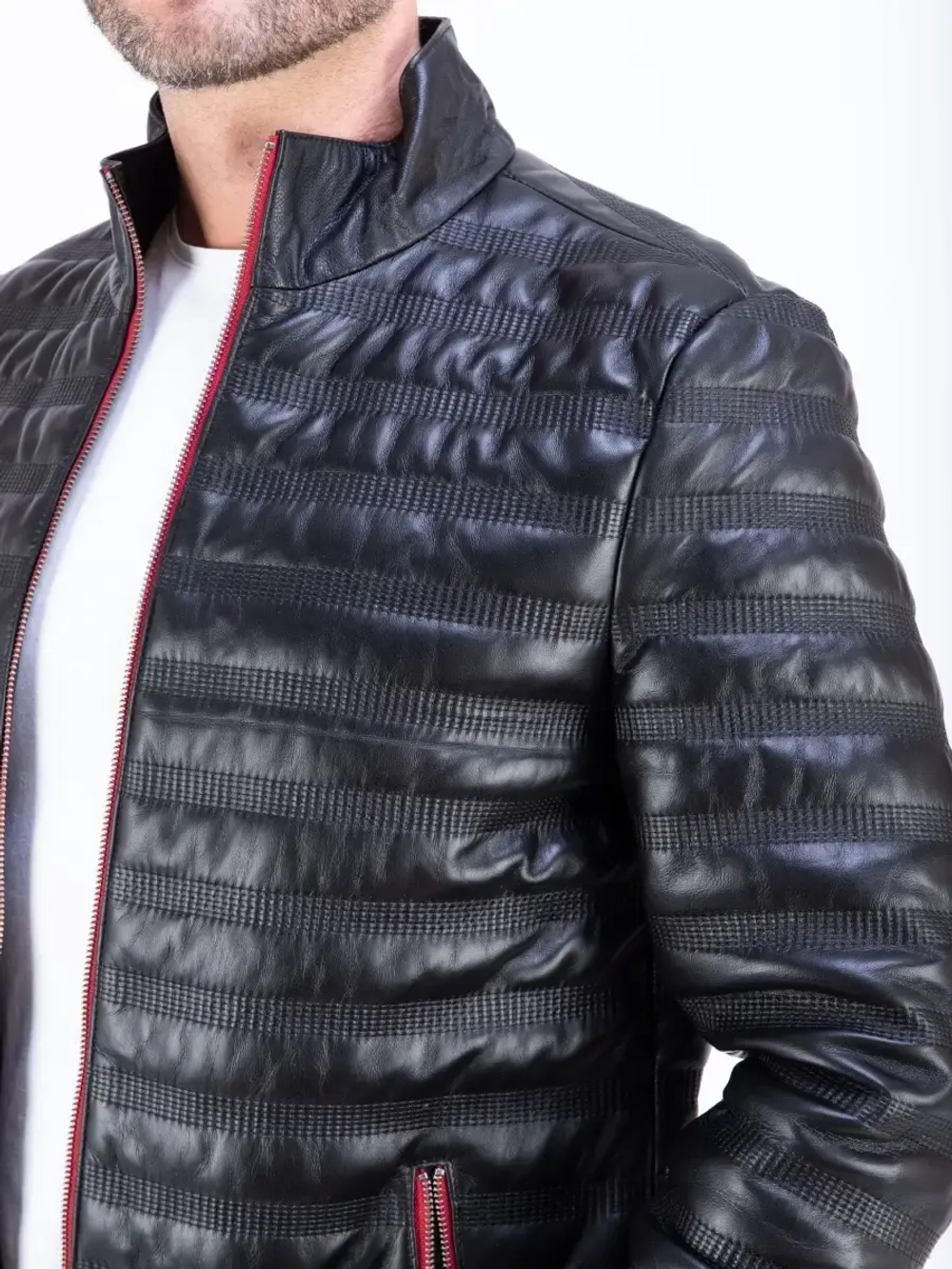 Куртка мужская  из натуральной кожи