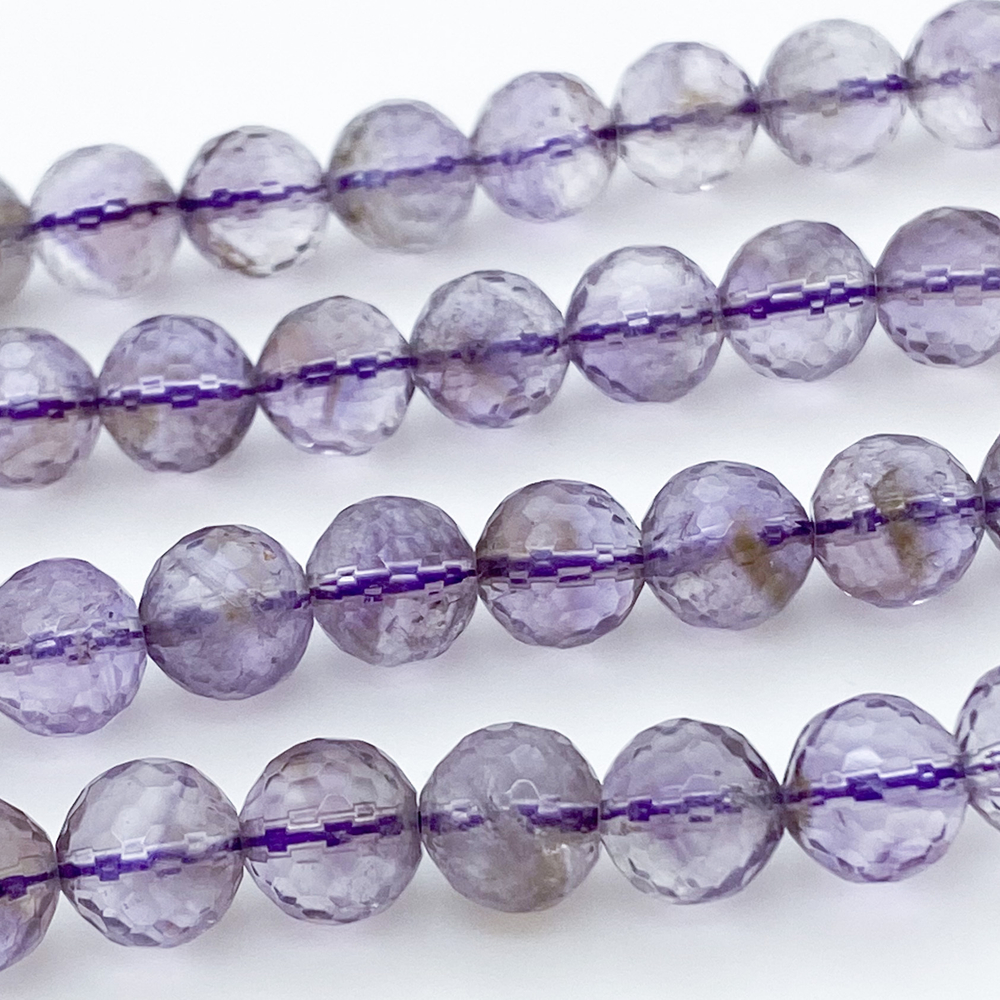 Аметист граненый, диаметр 8,4-8,6 мм, цена за 11 шт (1/4 нити)