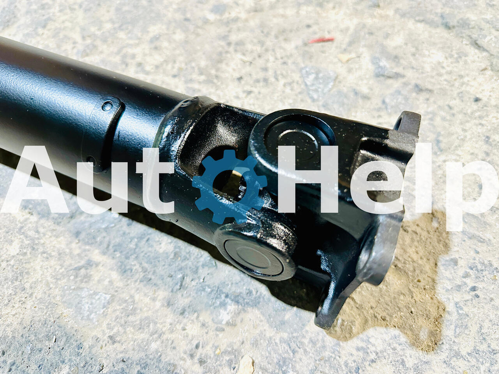 Вал карданный 37100-0K020 задний Toyota Hilux TGN26 2TRFE