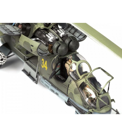 Сборная модель ZVEZDA Советский ударный вертолёт МИ-24П, 1/72