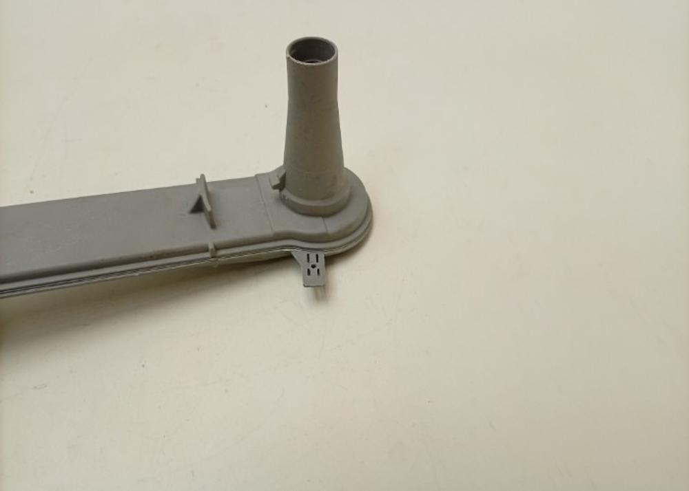 STA4648D ктп9 Разбрызгиватель для посудомоечной машины SMEG STA4648D б/у