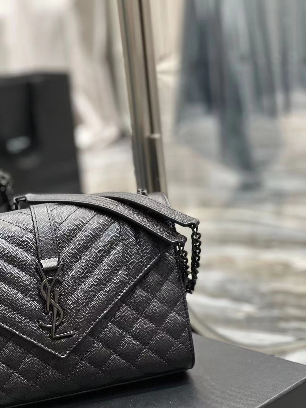 Saint Laurent Envelope Bag 24 cm