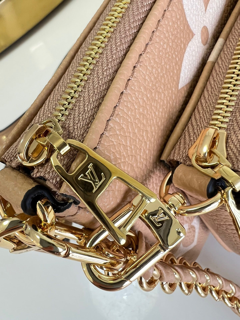 Louis Vuitton Multi Pochette Accessoires