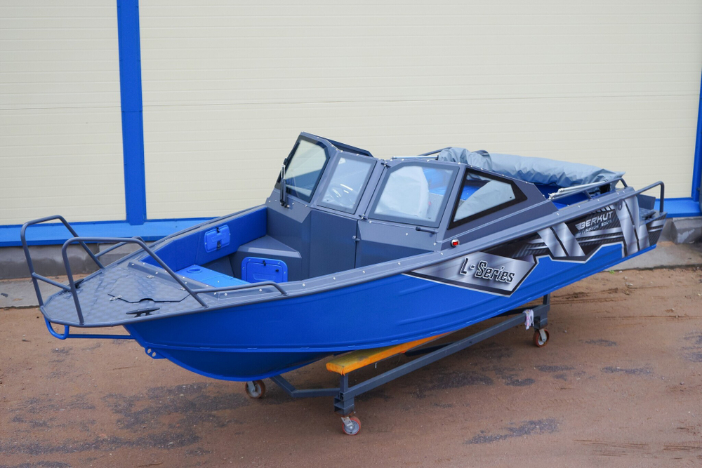 Лодка BERKUT L-Arctica