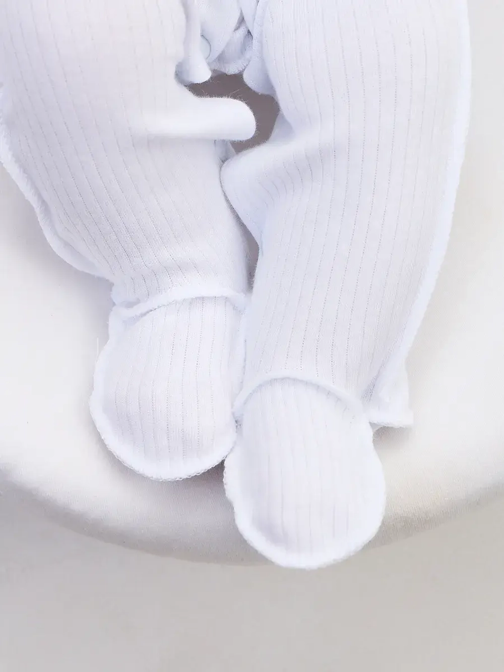 Комбинезон на выписку для новорожденного