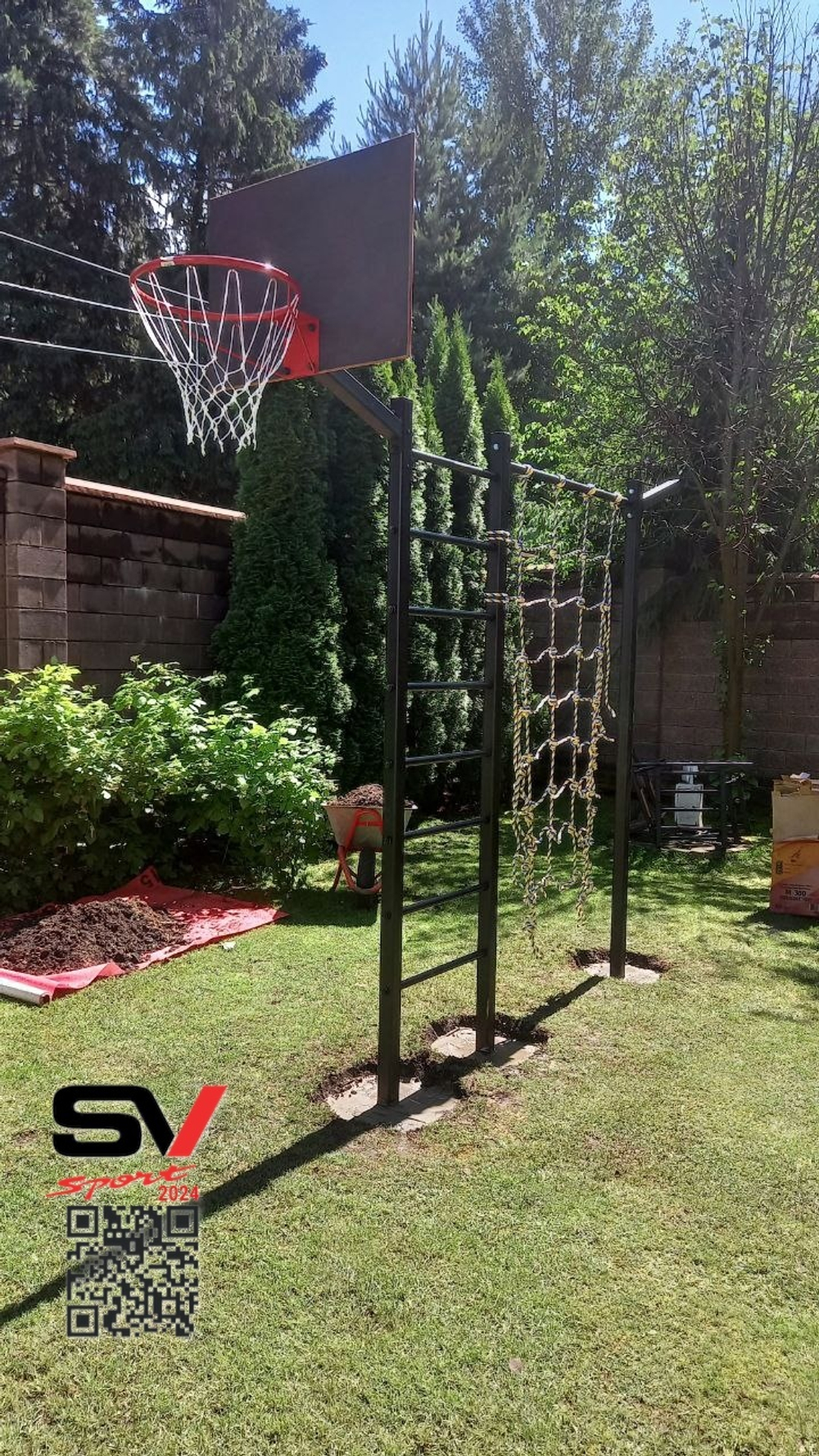 Монтаж уличной шведской стенки Sv Sport (3 вертикальных столба)