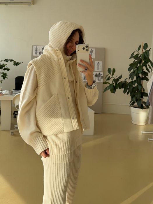 ЖИЛЕТ АНИТ МОЛОЧНЫЙ