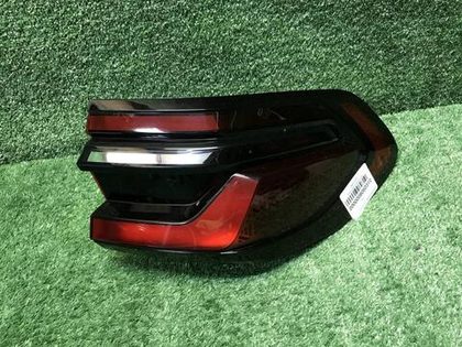 Фонарь правый внешний BMW X7 G07 (2022-н.в.)
