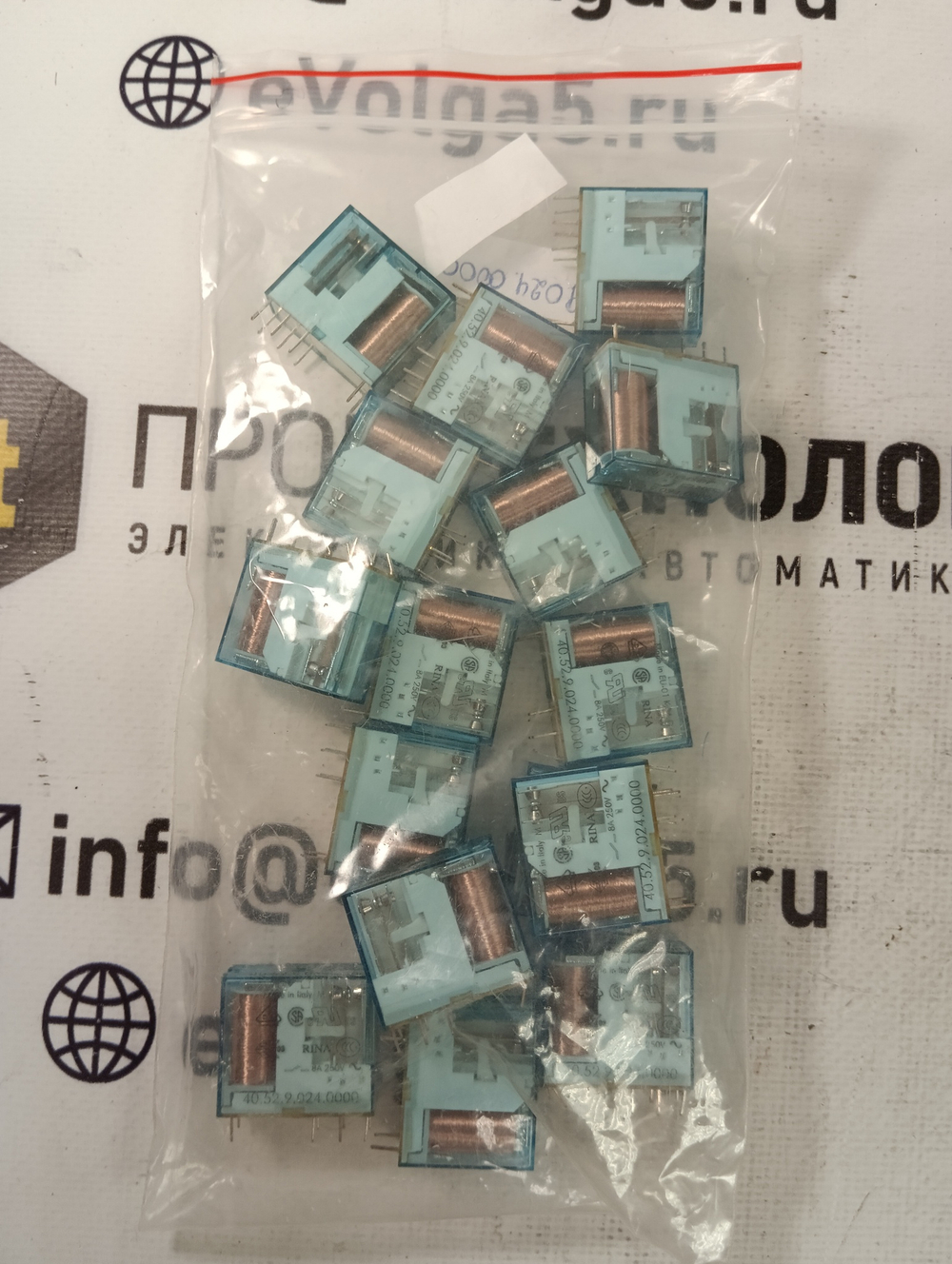 Finder 40.52.9.024.0000 б/у