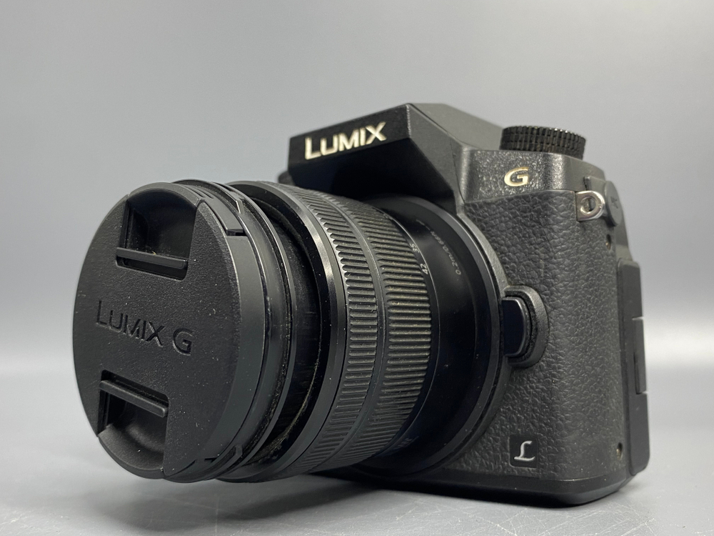 Panasonic Lumix DMC-G7 Kit 14-42mm 5.500 кадров
