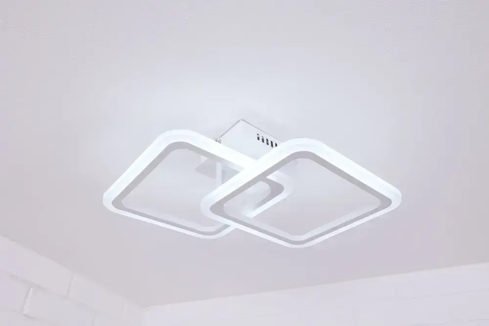 Люстра потолочная светодиодная Corpo 4030 , LED, цвет белый. Люстра с пультом управления, мощность 52 Вт. Светильник потолочный. Площадь освещения до 15 м2
