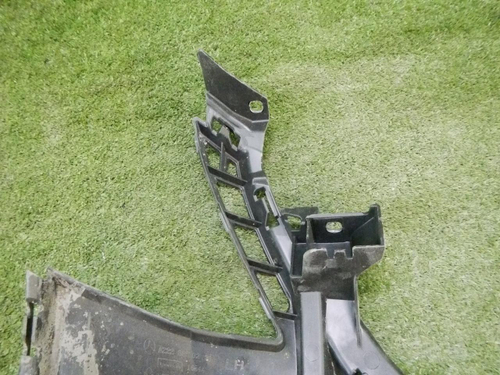 Кронштейн переднего бампера левый Mercedes S W222 (2013-2017)