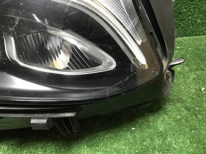 Фара правая Mercedes GLC X253 (2015-2019) LED