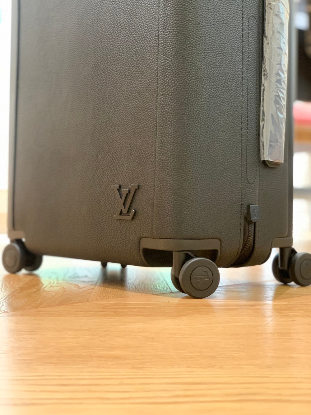 Louis Vuitton Horizon 55 Suitcase