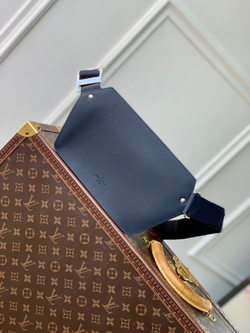 Louis Vuitton Takeoff Slingbag