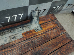 Накладка порога левого Geely Coolray 19-нв Б/У Оригинал 6073056100