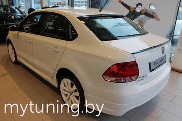 Козырек на заднее стекло для Volkswagen Polo Sedan