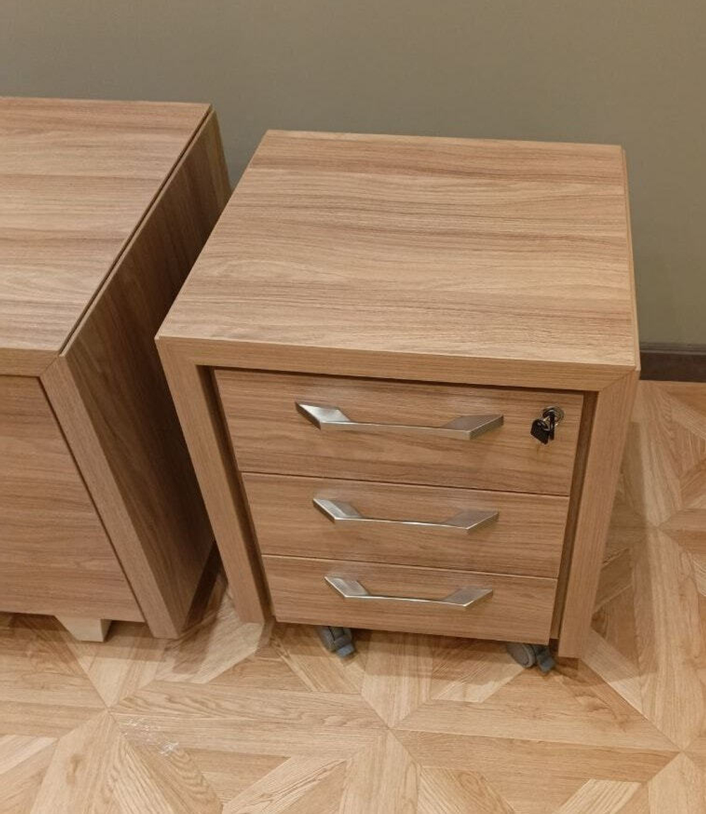 Шкаф средний CORNER