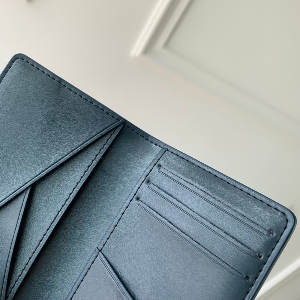 Louis Vuitton Pocket Organizer