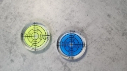 Уровень круглый пузырьковый мини, строительный mini уровень круглый. от QBuy. Салатовый