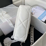 Chanel 19 26 cm