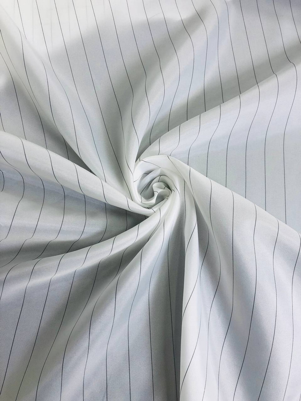 Подклад полиэстер, белый, полоска серая широкая, жаккард FC