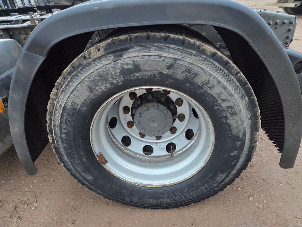 SITRAK C7H 4x2 Седельный тягач ZZ4186V391HE (Дизельный, 12,4 л, 480 л.с., AT)