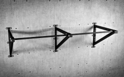 Турник настенный двойной