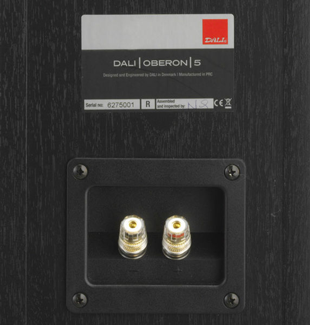 Dali Oberon 5 Black — напольная пассивная акустическая система (пара)
